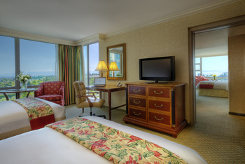 Adjoining Guest Rooms