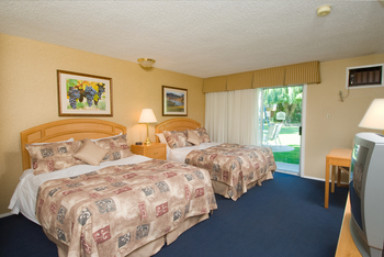 Standard 2 Queen or 2 Double Beds