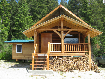 Mountain Snug - separate private self contained cabin