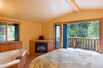 Two bedroom cabins with bunkbed room