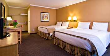 Standard Guest Rooms with 2 Queen Beds