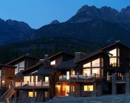Fairmont Creek Property Managment, Fairmont Hot Spring